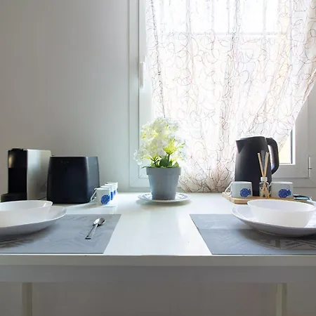 Athena - Parcheggio Privato 4*