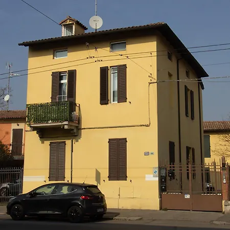 Athena - Parcheggio Privato *