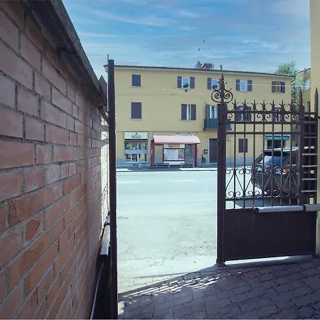 Athena - Parcheggio Privato