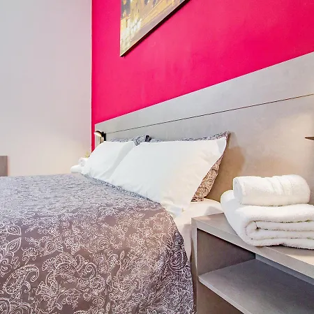 Penzion Athena - Parcheggio Privato Boloňa