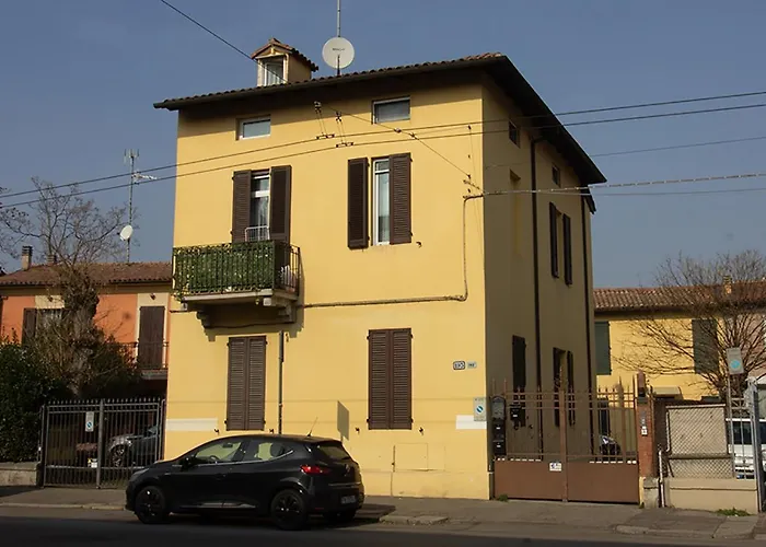 Athena - Parcheggio Privato 4*