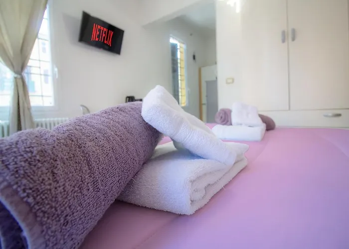 Athena - Parcheggio Privato 4*