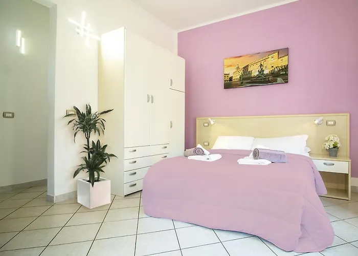 Athena - Parcheggio Privato 4*