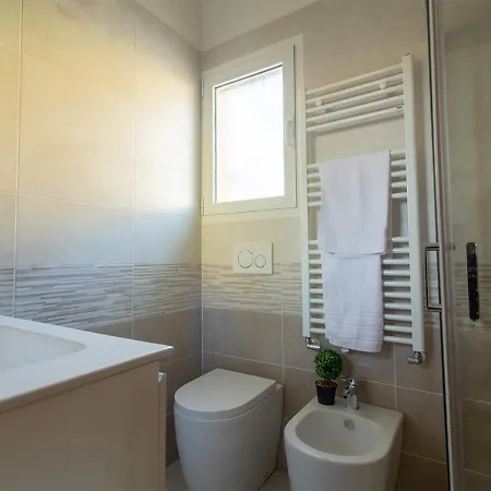 Athena - Parcheggio Privato 4* 博洛尼亚