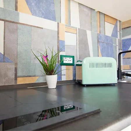 招待所 Athena - Parcheggio Privato 4*