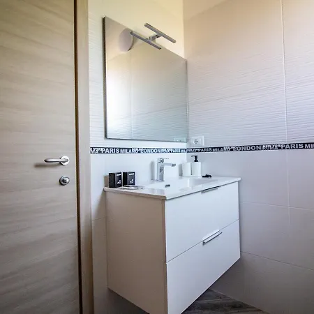 Gæstehus Athena - Parcheggio Privato Bologna