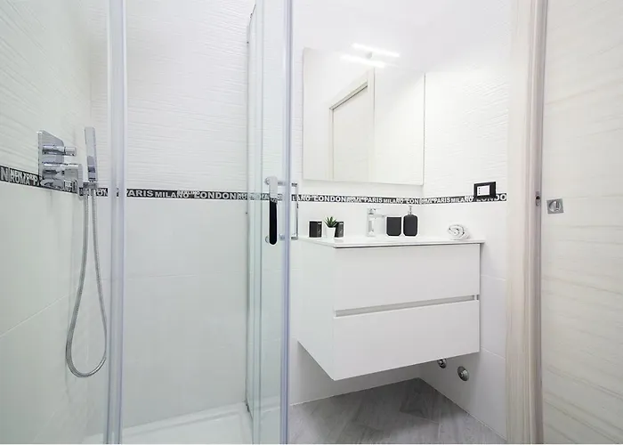 Athena - Parcheggio Privato Guest house