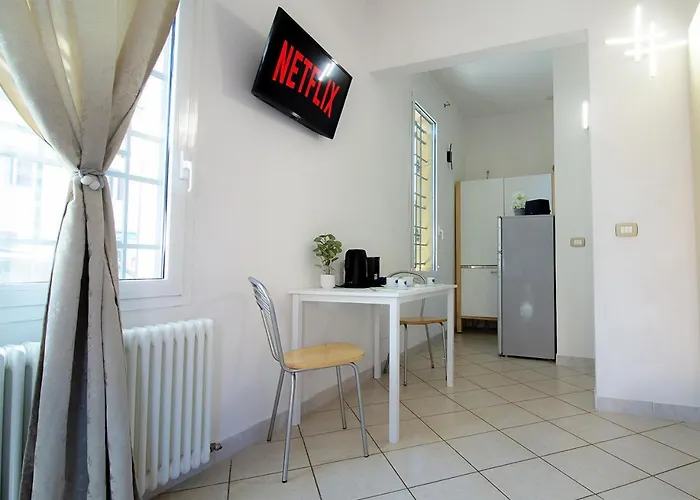 Athena - Parcheggio Privato 4*